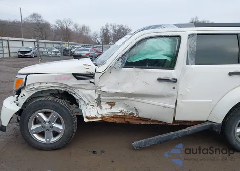 2008 Dodge Nitro Slt/Rt from USA, damaged, VIN 1D8GU58K48W212870